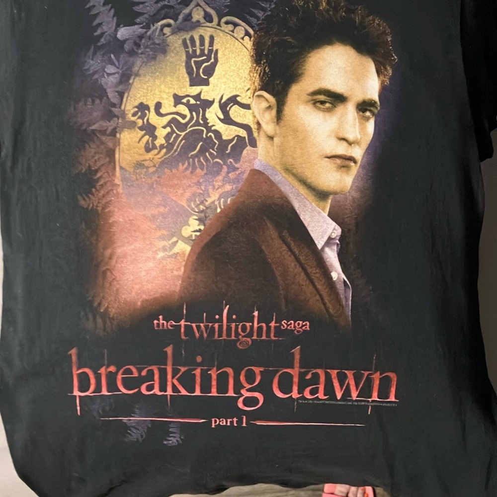 Twilight Breaking Dawn Edward Cullen Shirt